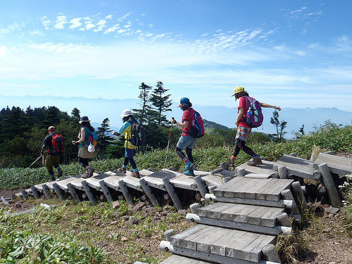 四阿山